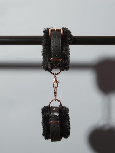 Parlour Faux Fur Buckle Cuffs | Handcuffs & Restraints Bondage Handcuffs & Restraints